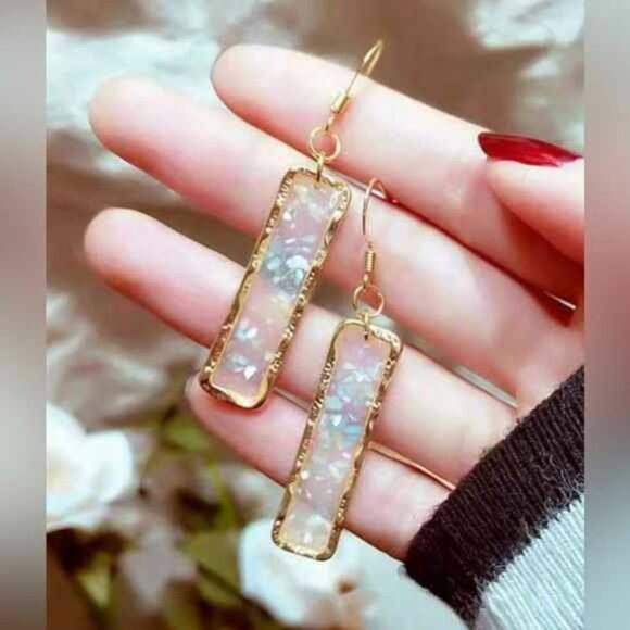 Thin Rectangle Geo Gold Glass Mother Pearl Opalescent Shell Dangle Earrings - Picture 5 of 6